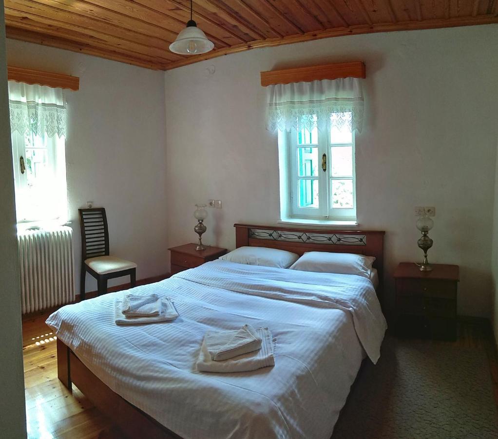 Guesthouse Iro Папигко Екстериор снимка