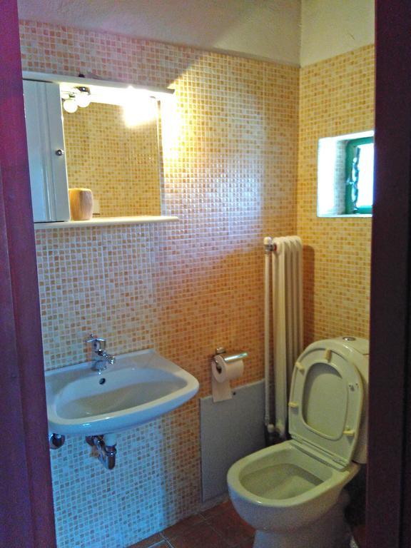 Guesthouse Iro Папигко Екстериор снимка