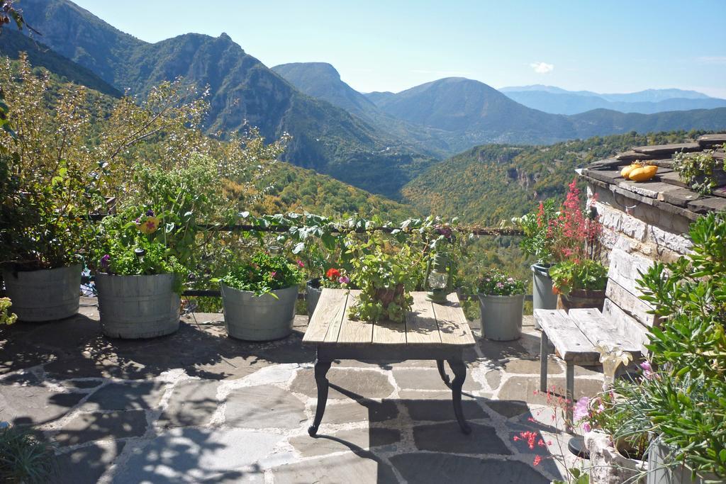 Guesthouse Iro Папигко Екстериор снимка